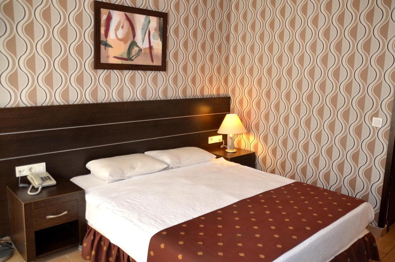 Boulevard Otel アランヤ エクステリア 写真